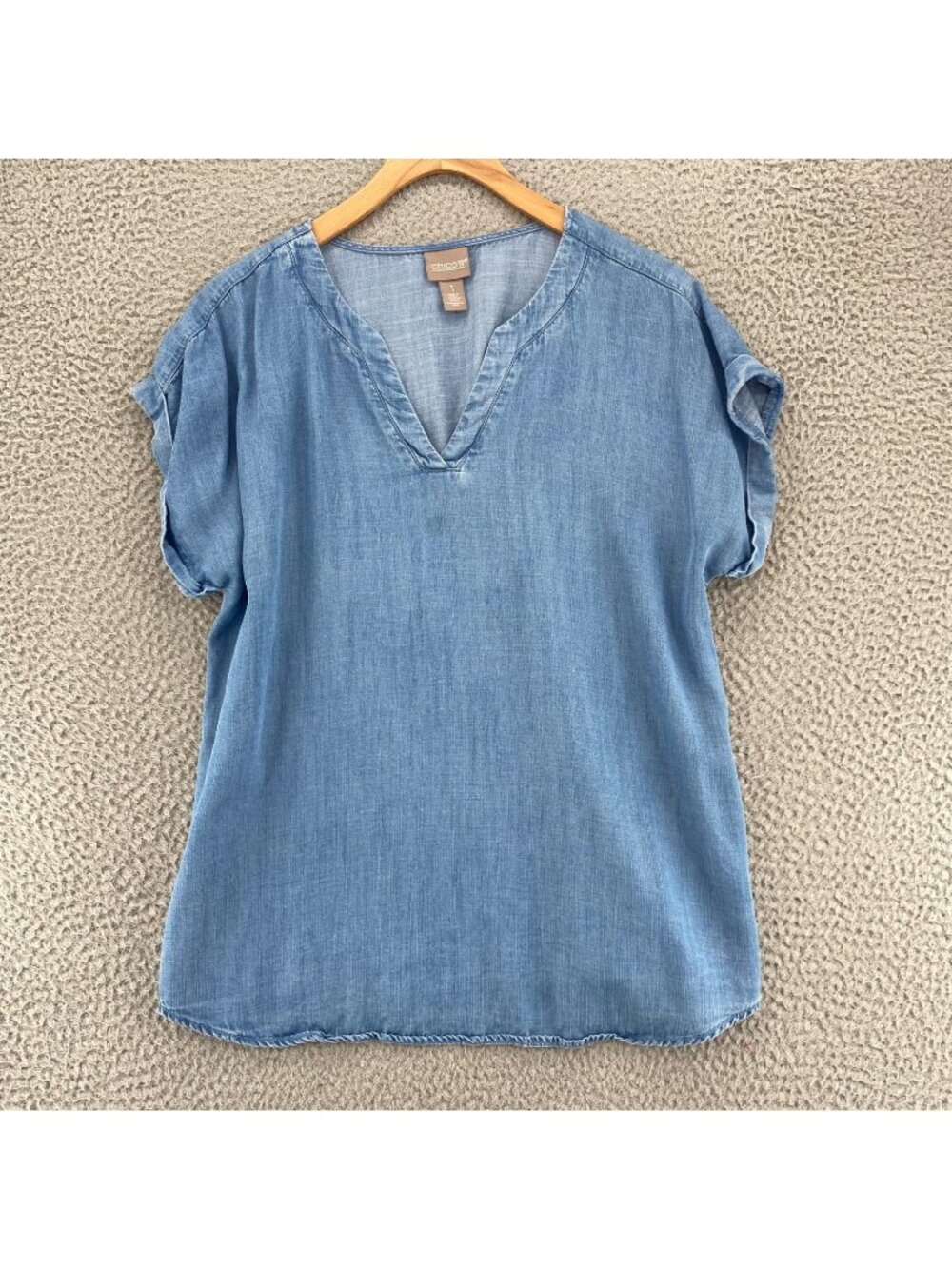 Chicos Top Womens 1 US Medium Blue Chambray Dolman Cap Sleeves Split Neck Tunic
